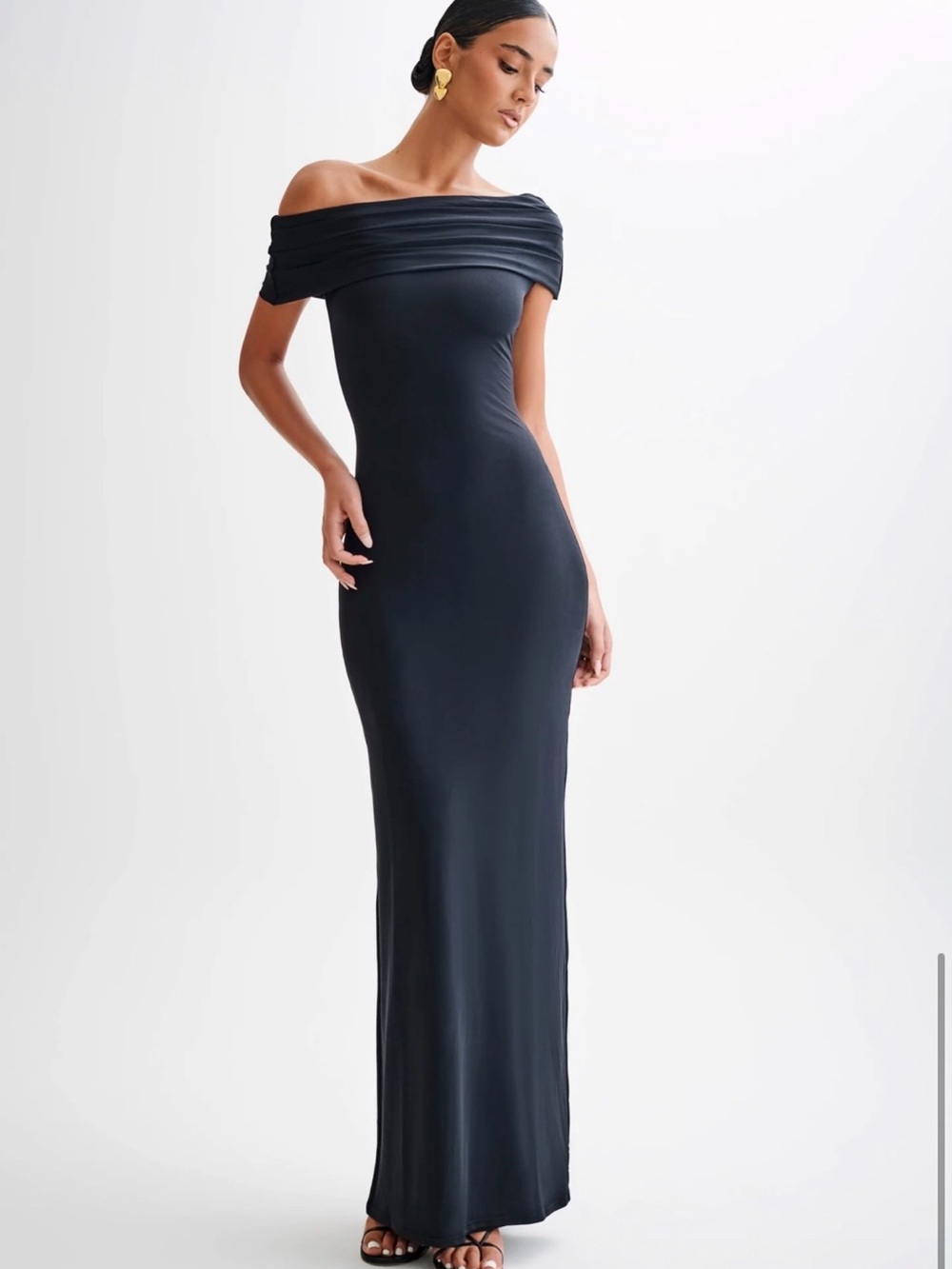 MESHKI Cassandra Off Shoulder Slinky Maxi Dress Black Size XS